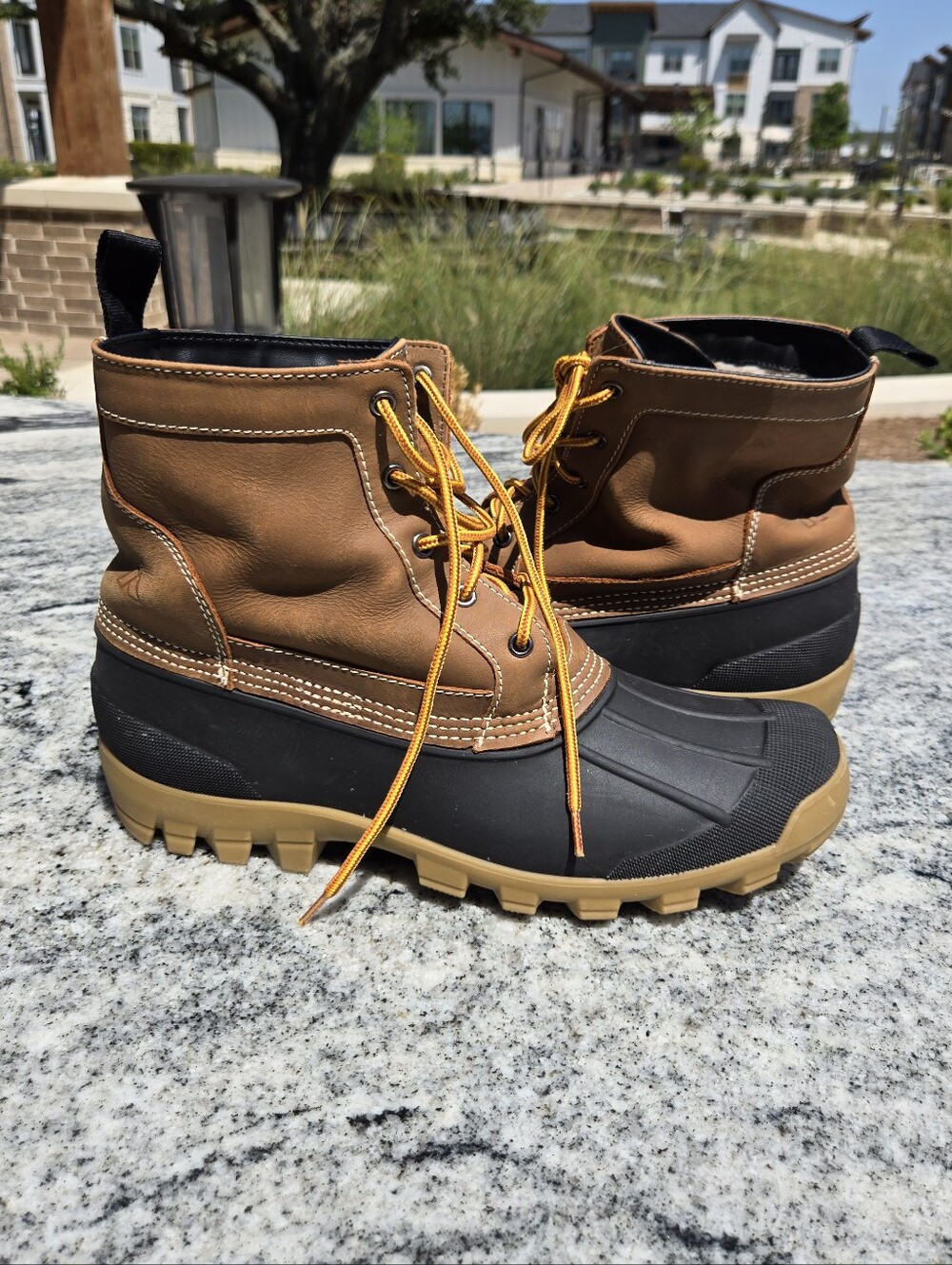 kamik yukon men's waterproof winter duck boots Sz 12